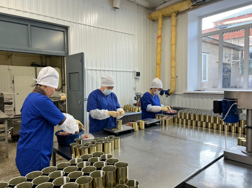 Агинский мясокомбинат начал поставлять свою продукцию на рынки Бурятии, Иркутска и Хабаровска
